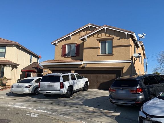 2nd image of 8849 Amberjack Way