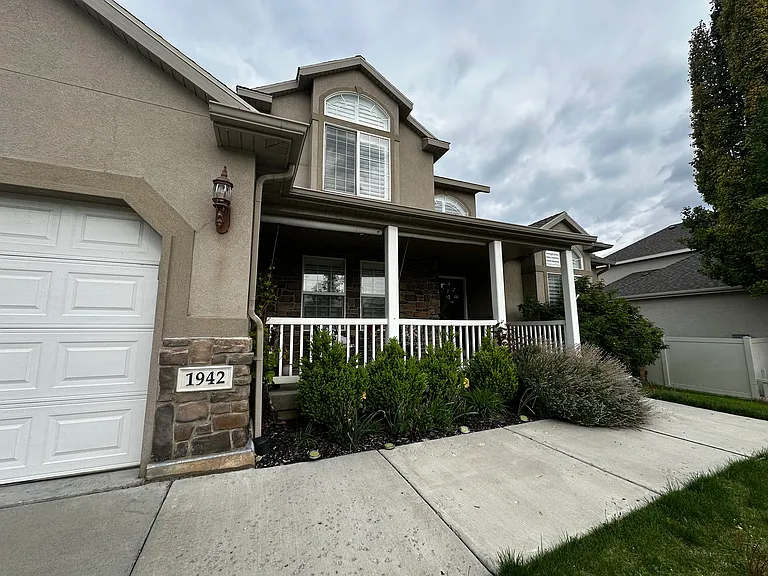 1942 N 1350 W — Photo 52