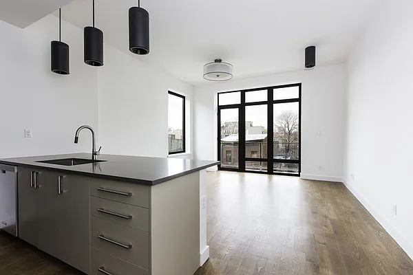 Rented by Compass | media 19