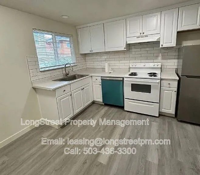 2537 SW Spring Garden St — Photo 6