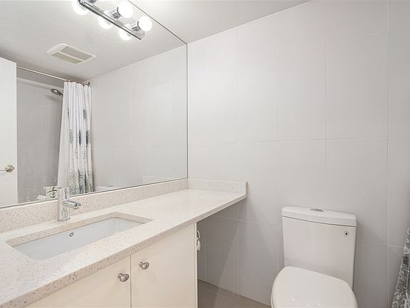 5th image of 1330 Hornby St #705