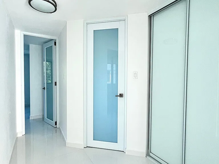 1141 Vistamar Marina E — Photo 15