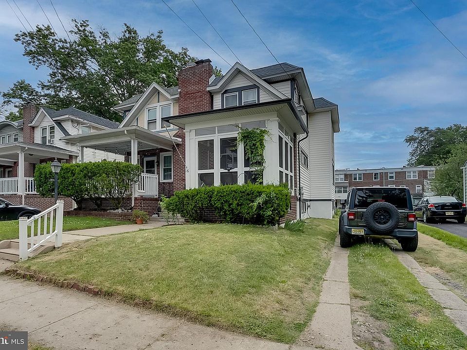 1st image of 16 W Palmer Ave