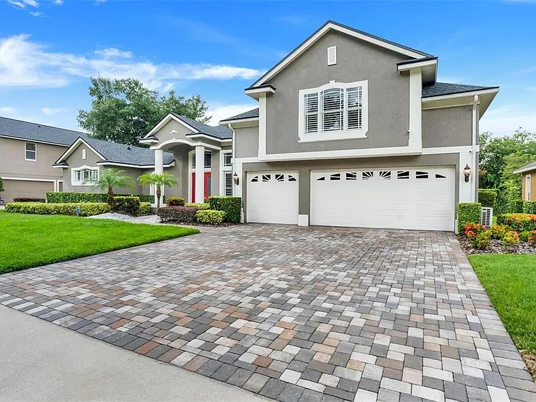 8629 Great Cove Dr — Photo 2