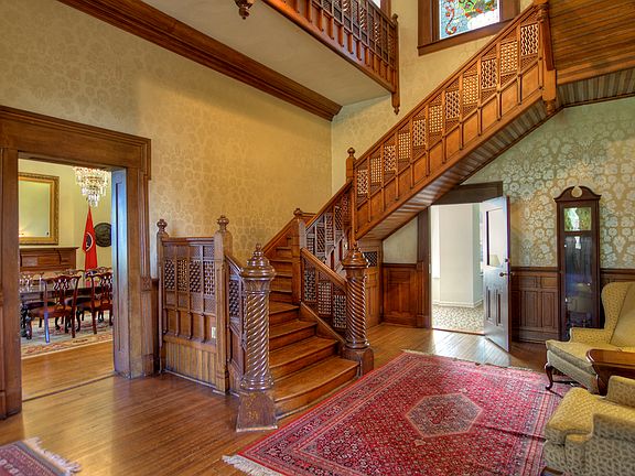 3rd image of 105 Hazel Path Mansion Ct