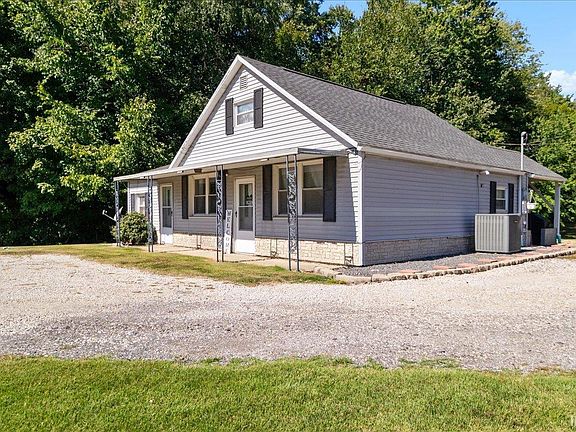 2nd image of 305 E State Road 64