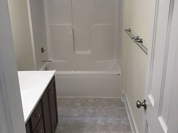 4th image of 12 S Stafford Ave #6501175