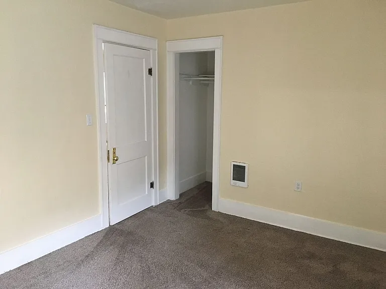 1463 E 24th Ave — Photo 14