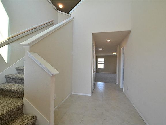 2nd image of 2915 Isla Gorge Ct