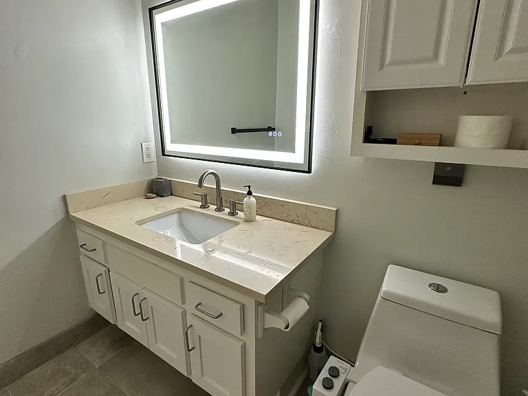 2525 Jefferson St #M — Photo 17