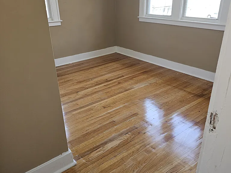 1005 Mark Ave — Photo 4