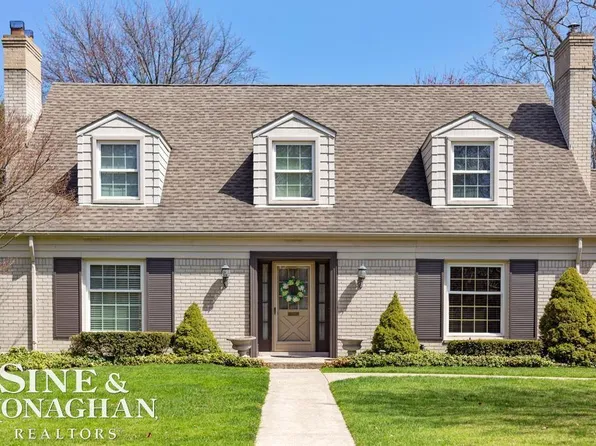 1002 Buckingham Rd, Grosse Pointe Park, MI 48230