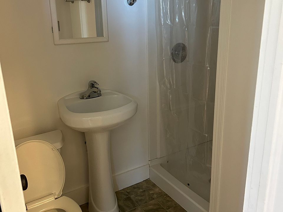 1st image of 111 Broadway Ave #7