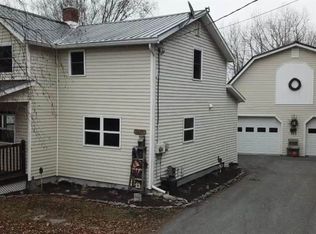 3028 W Chapman Rd, Mapleton, ME 04757