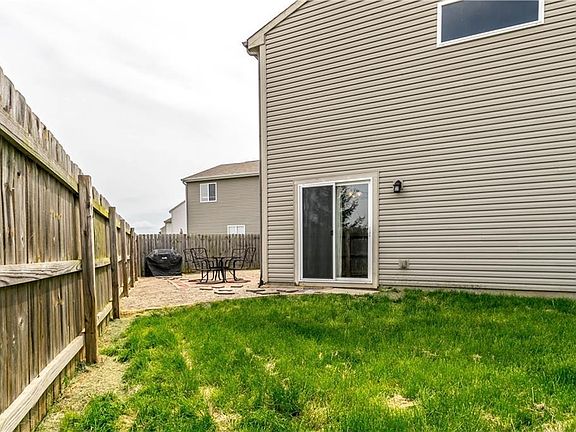 Fenced back yard part 1 - good privacy