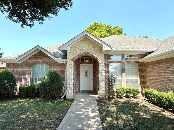 309 Vera Dr, Burleson, TX 76028