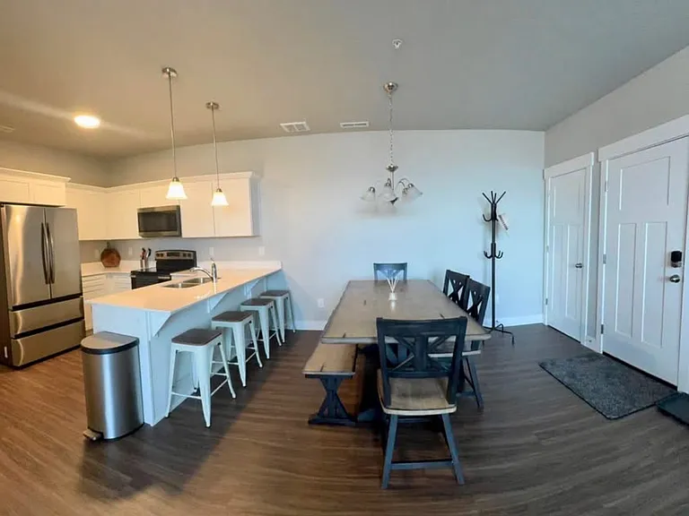 881 N Coulsen Dr #I204 — Photo 7