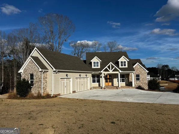 35 Waterview Ct, Newnan, GA 30263