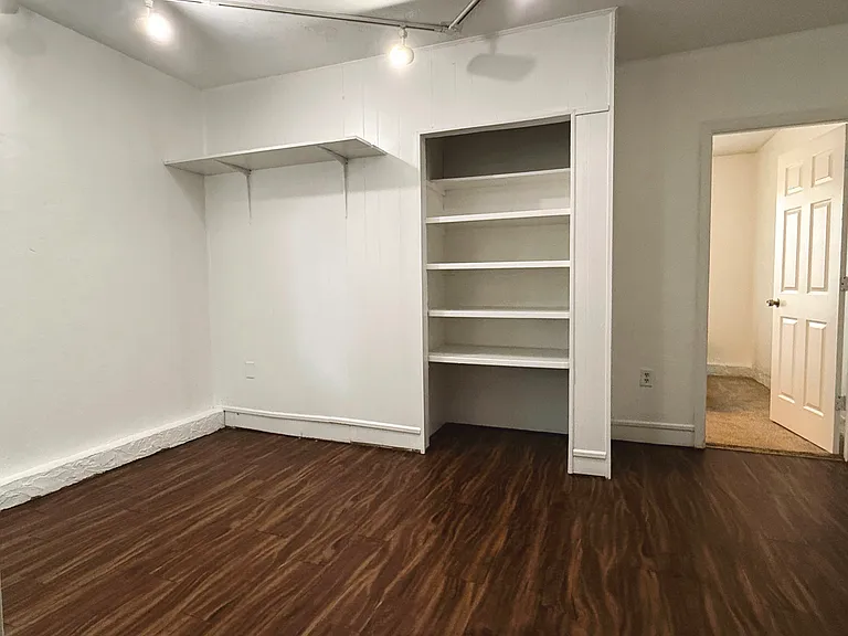 4728 Pimlico Dr — Photo 22