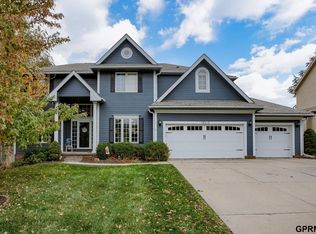 18513 Jefferson St, Omaha, NE 68135