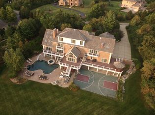 3725 Albert Ln, Long Grove, IL 60047