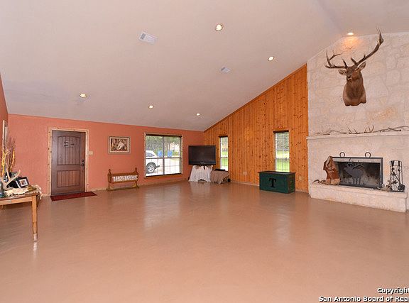 5th image of 2028 Yosemite St