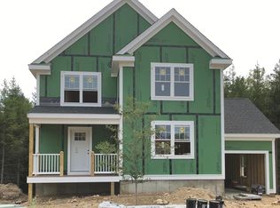 14 Christmas Tree Ln, Kingston, MA 02364