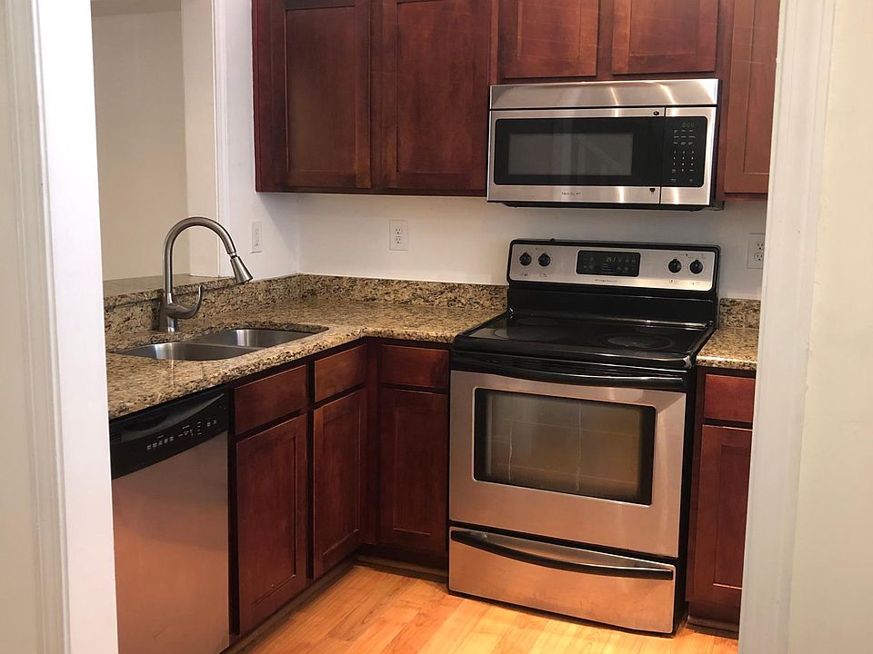 Kitchen from entrance hallway.