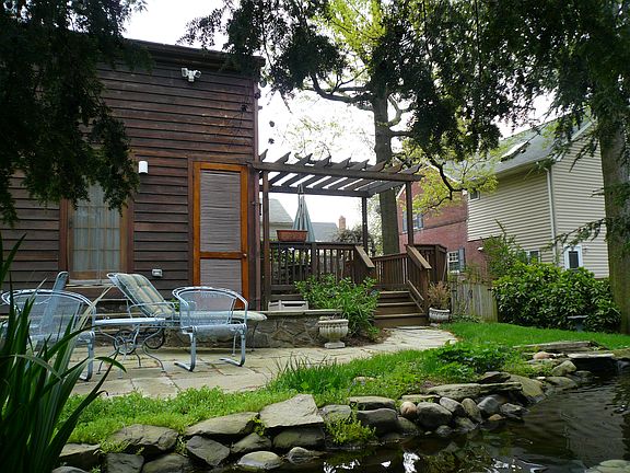 3rd image of 2816 S Joyce St