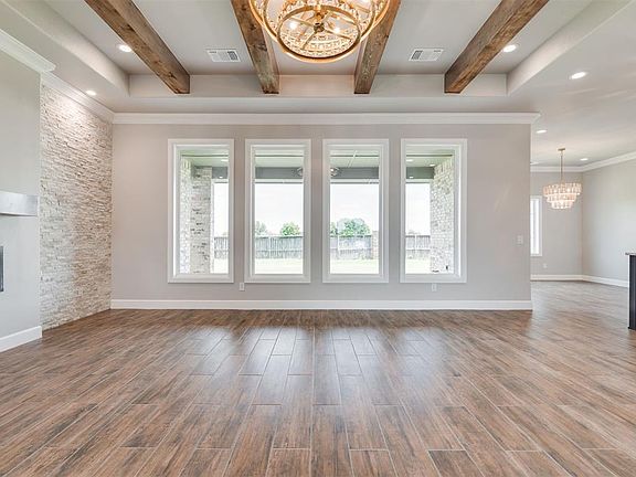 5th image of 5912 Saint James Pl