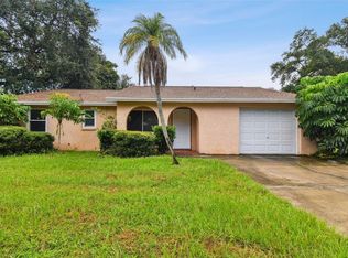 11241 Temple Ct, Seminole, FL 33772