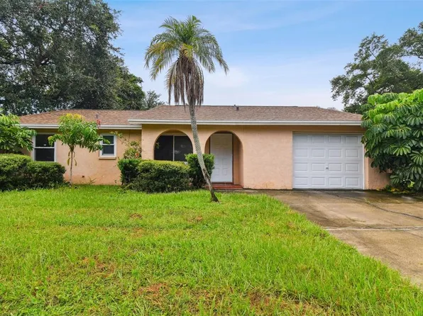 11241 Temple Ct, Seminole, FL 33772