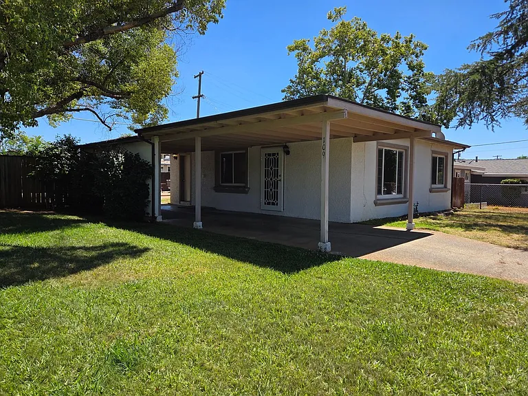 109 Dean Way — Photo 12