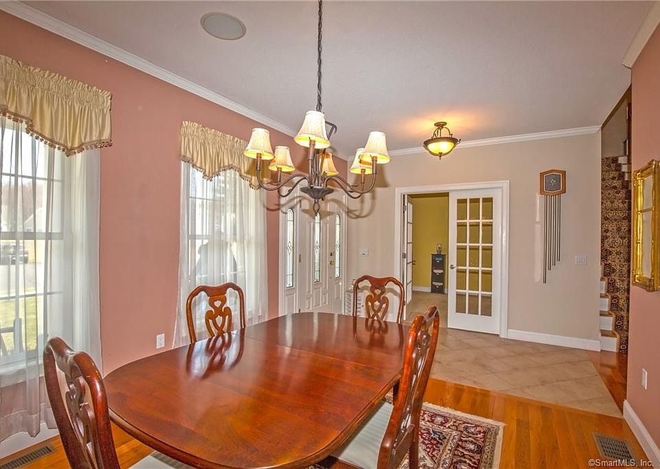 12 Tanglewood Dr Somers, CT, 06071 Apartments for Rent Zillow