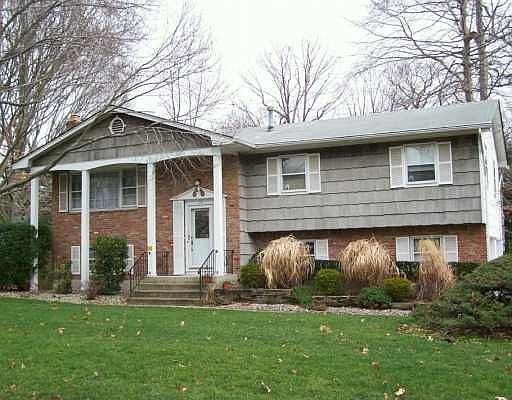 1st image of 39 York Dr