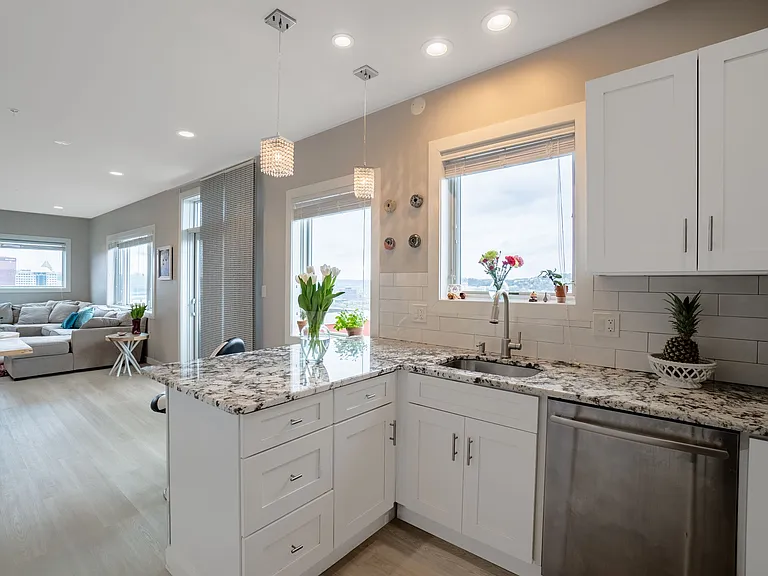 1825 Arcena St #3 — Photo 4