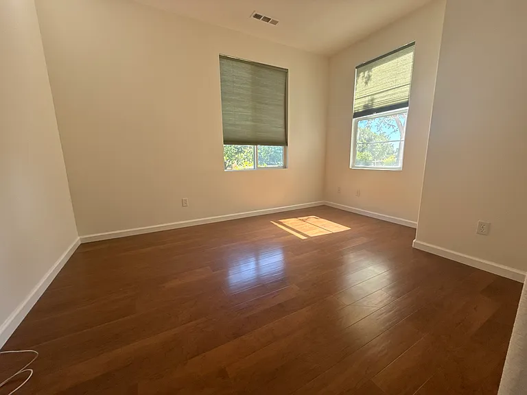 26 Channi Ct — Photo 12