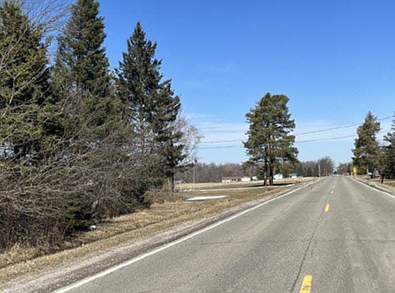 2nd image of 8399 Lewis Rd