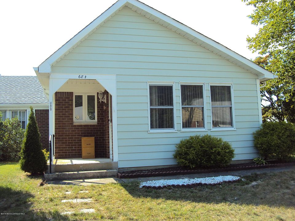 1st image of 68 Yorktowne Parkway #B