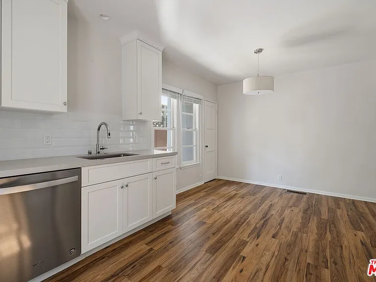 1229 Smithwood Dr #1/2 — Photo 13
