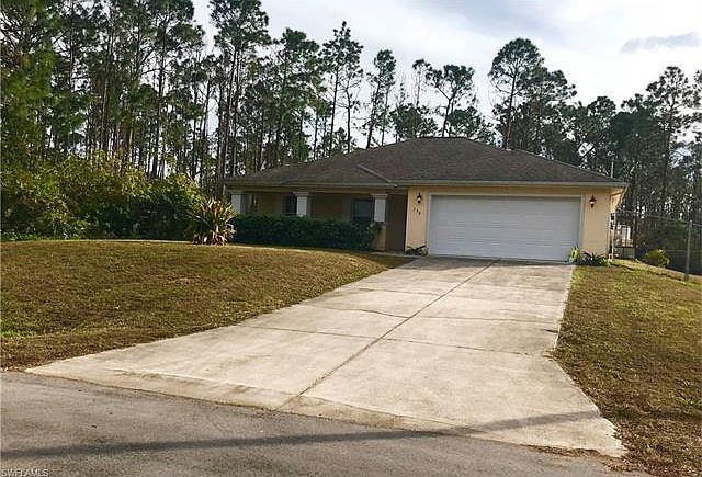 1st image of 750 Pinecastle Dr