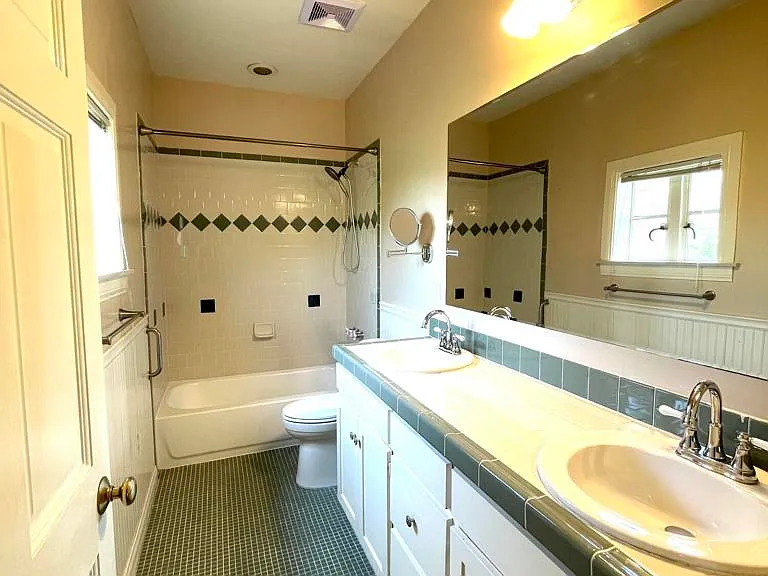 1650 Ard Eevin Ave — Photo 23