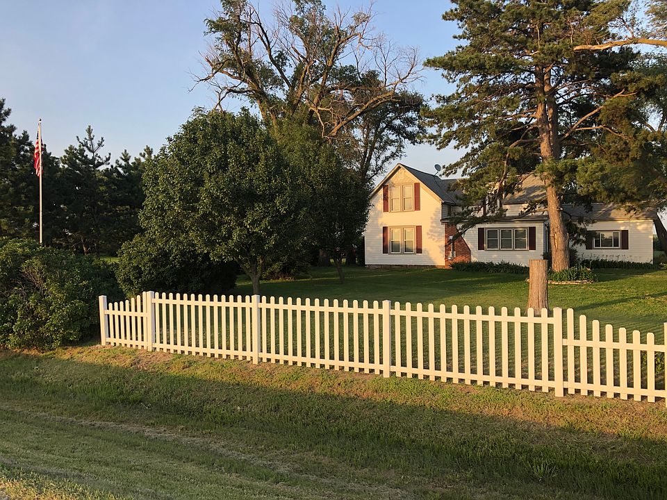 Country living is the best 