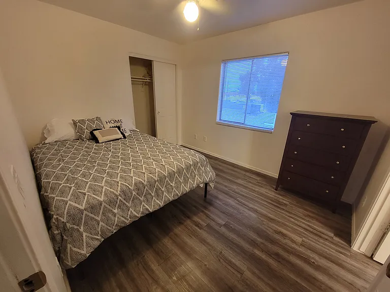 7347 N Black Canyon Hwy #2 — Photo 10