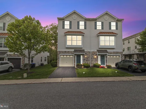 1402 Brayden Dr, Boothwyn, PA 19061