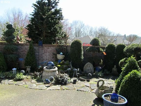2nd image of 7245 SW Fountain Lake Dr