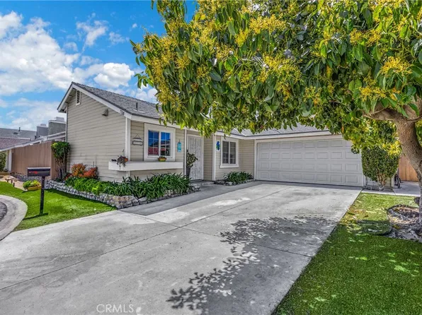 7708 Newcastle Ct, Highland, CA 92346