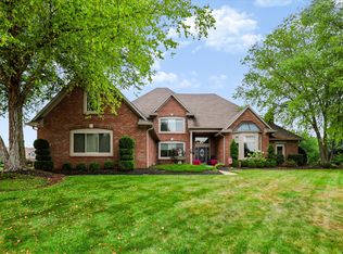 6040 White Ash Ct, Avon, IN 46123