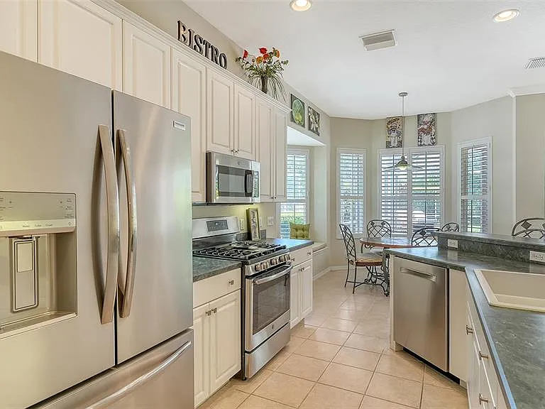 6909 Lennox Pl — Photo 15