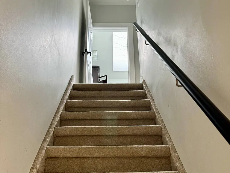 60 Walter St — Photo 11